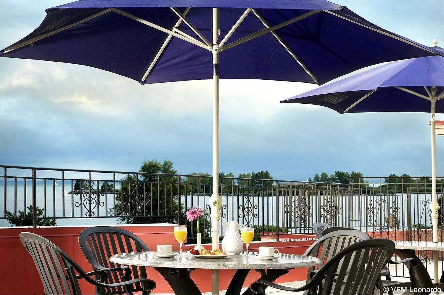 Four Points By Sheraton Toronto Lakeshore
