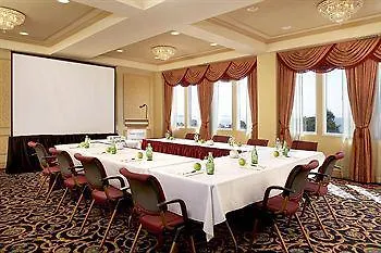 Hotel Four Points By Sheraton Toronto Lakeshore