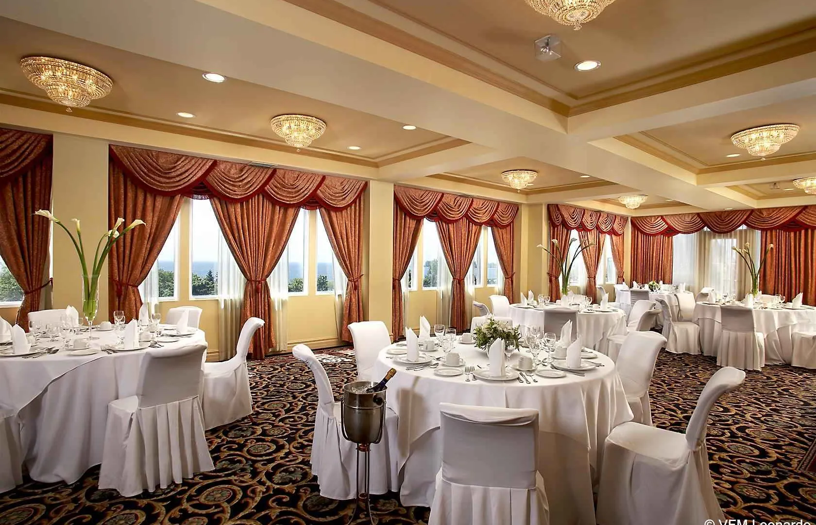 Four Points By Sheraton Toronto Lakeshore Canada