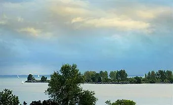 Four Points By Sheraton Toronto Lakeshore Canada